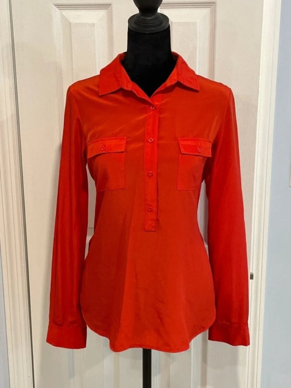 Old Navy Women’s Red Button Front Blouse XS